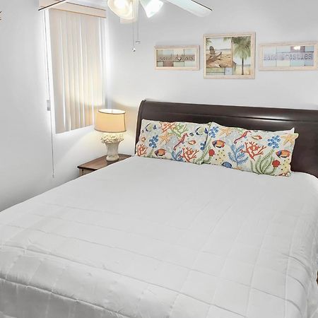 Is9-Cozy Upstairs Beachfront Condo - King Beds Fort Walton Beach Exteriér fotografie